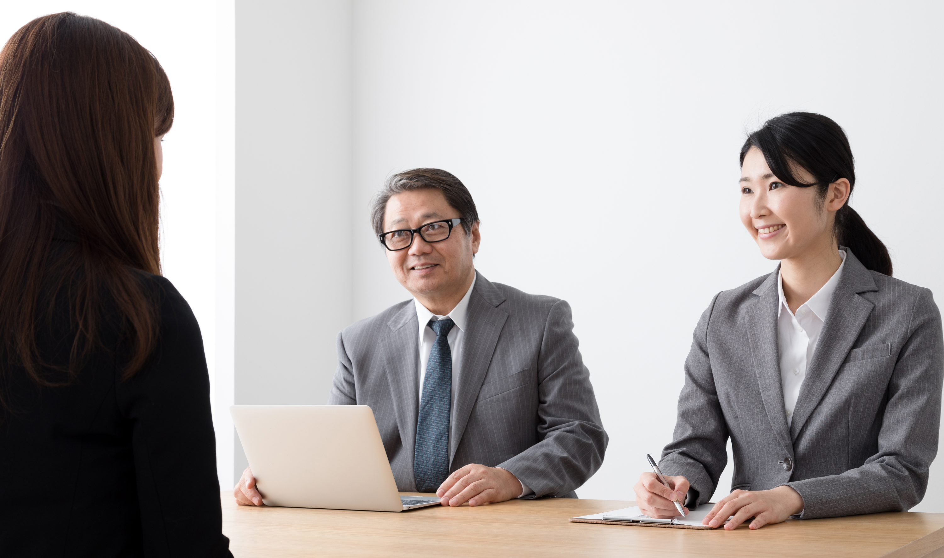 新卒採用